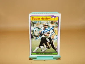 ARCHIE MANNING SIGNED 81 TOPPS SA FOOTBALL CARD SAINTS - Picture 1 of 1