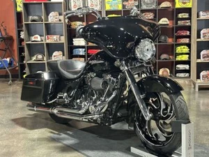 2011 Harley-Davidson® FLHX - Street Glide® - Picture 1 of 12