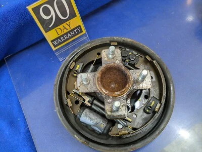 Conjunto de buje de rueda trasero derecho con freno de tambor Honda Fit Hatchback 2015-2020 tracción delantera Foto 1 de 4