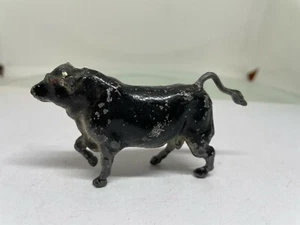 Britains Ltd Bull - Black - Walking - Vintage Lead Figure - Picture 1 of 7