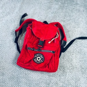 Mochila retro de viaje roja con logotipo grande de gran tamaño Kipling vintage de los 90 RARA - Imagen 1 de 8