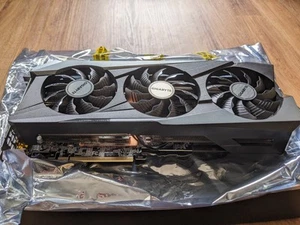 GIGABYTE GeForce RTX 3070 Ti GAMING OC, 8GB GDDR6X Grafikkarte (GV-N307TGAMING - Bild 1 von 4