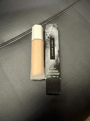 Fenty Soft 'Lit Naturally Luminous Longwear Foundation 1.08 oz SHADE 160 - Image 1 of 3