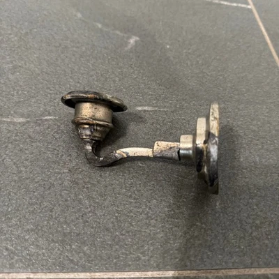 Antiguo candelabro de latón aplique de pared adornado decoración del hogar iluminación Foto 1 de 4