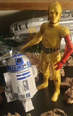Star Wars Large 18" inch C3PO & R2D2 Astromech Droids - Image 1 of 4
