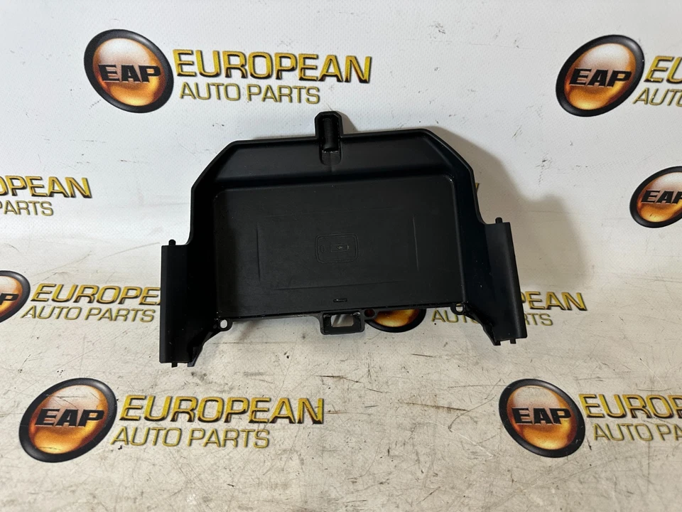 2017-2020 OEM BMW G30 M550I 540I Center Console Wireless Phone Device Charger Foto 1 de 4