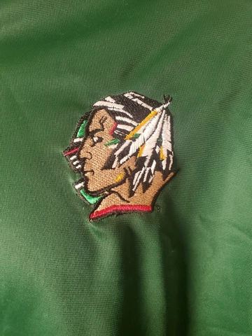 North Dakota Fighting Sioux NEW Men's Track Jacket Size 2XL Vintage Rare Cover