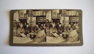 Stereoview Photograph EIN SEIDENGESCHÄFT IN OSAKA, JAPAN, 1896, 3D-Karte - Bild 1 von 4
