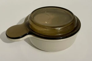 CORNING WARE SANDSTONE P-150-B GRAB IT WITH AMBER GLASS LID FREE USA SHIP - Picture 1 of 4