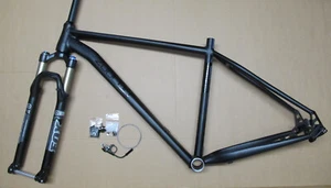 Zoulou Amoxoxo 48cm MTB Rahmen schwarz mit Fox 32 Float Evolution Remote 29" - Picture 1 of 11