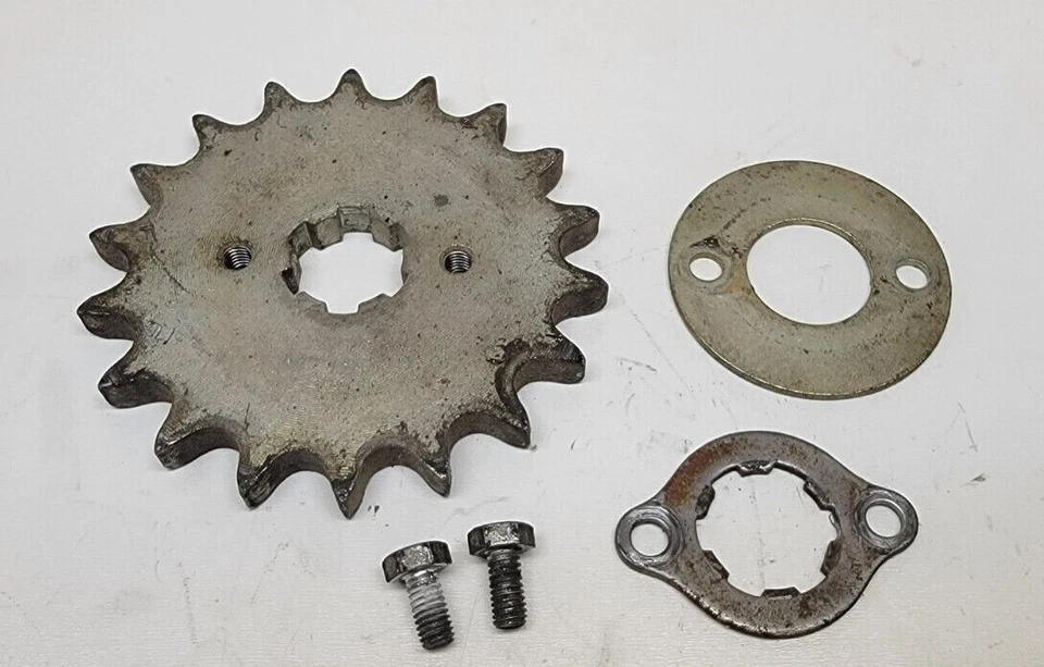 Передняя звездочка 18T с держателями 1974 Honda CB750 K4 74 CB 750 69 70 71 - Изображение 1 из 4