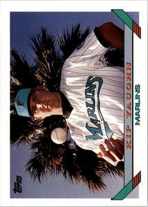 1993 Topps Baseball #669 Kip Yaughn RC