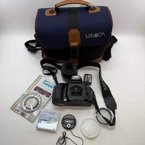 Minolta Dynax 300si 35MM Film Camera with Extra Lens Filters and carrying bag - Picture 1 of 6