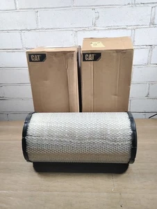 Two OEM Caterpillar 130-4678 Radial Seal Engine Air Filters D26M04Y13P38D0607A0 - Picture 1 of 6