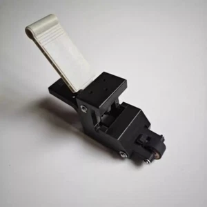 Roland GX-500/640/400/300 CX-500/400/300 Klemmwalzenbaugruppe L/R GX-500 6700290150 - Bild 1 von 1