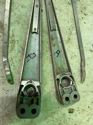  1970 - 71 庞蒂亚克莱曼挡风玻璃雨刮臂A — 第 1/4 张图片