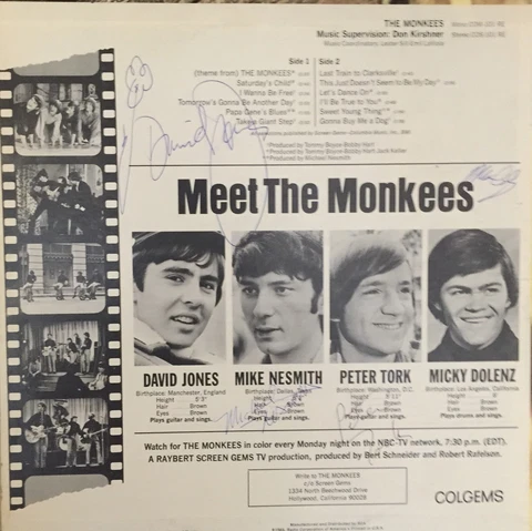 THE MONKEE'S 1ST ALBUM SIGNED AUTOGRAPHED BY ALL 4  J.S.A CERT Cover