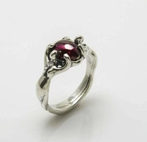 Anillo de diosa luna egipcia plata de ley .925 talla 6 con piedras preciosas granate genuinas - Imagen 1 de 9