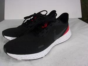 Nike Revolution 5 Running/Athletic BLACK/RED BQ3204-003 Mens Shoe Size 7 EUC! - Picture 1 of 8