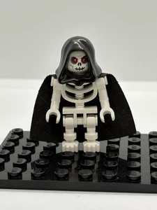 lego fantasy skeleton - Picture 1 of 1
