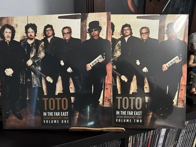 Toto - In The Far East Volume 1 & 2 Vinyl Records Lot New Broadcast 1999 Foto 1 de 4