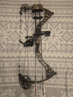 Mathews Reezen 7.0. Right Handed 28/70. - Image 1 of 4