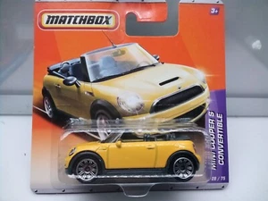 Matchbox Superfast / MB822 - Mini Cooper S Convertible - Yellow - Model Car x1 - Picture 1 of 1