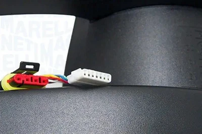 Specchietto Sx 182203182070 MAGNETI MARELLI per IVECO DAILY IV Autobus - Immagine 1 di 4