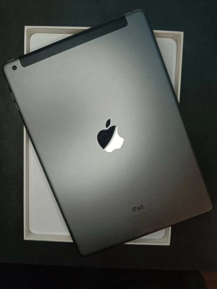 Apple iPad Air 2 WiFi + Cell 128 GB Spacegrau - Bild 1 von 4