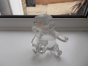 LENOX CRYSTAL WINNIE THE POOH WITH PARCEL PAPERWEIGHT - Picture 1 of 5