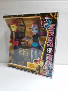 Monster High Abbey Bominable & Heath Burns Home Ick Class Dolls Set 2012 Mattel - Picture 1 of 9