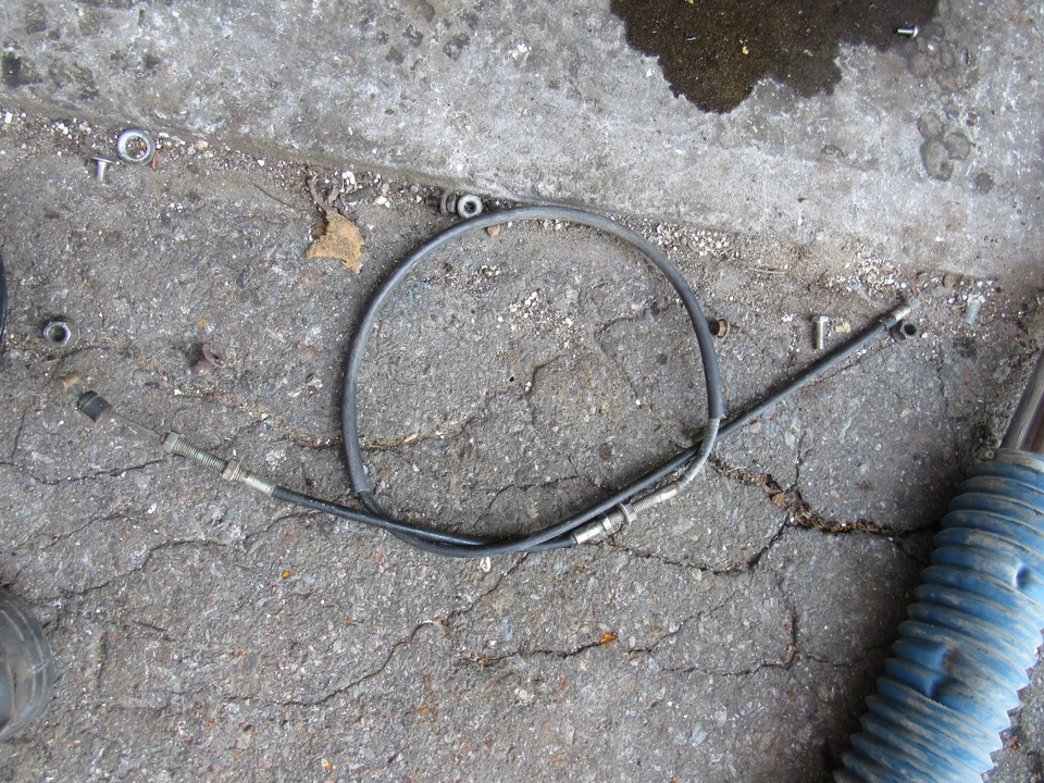 Cable de freno delantero Suzuki RM125 1984 #2 Foto 1 de 1