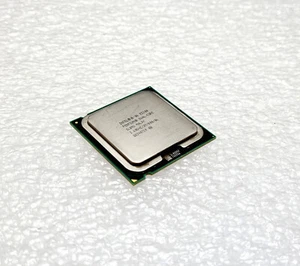 Intel Pentium E5300 2.6 GHz 2.60GHZ/2M/800 SLB9U Socket 775 - Picture 1 of 1