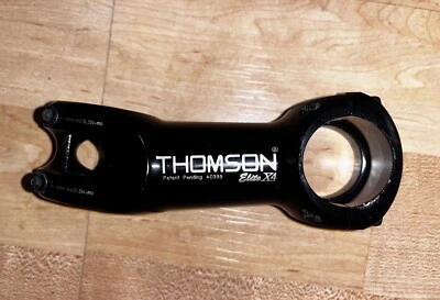 Vástago Thomson Elite 100 mm, 10 grados 31,8 negro SM-E139 Foto 1 de 4