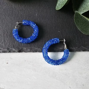 Aros azules gruesos brillantes, acero inoxidable hipoalergénico hechos a mano - Imagen 1 de 10