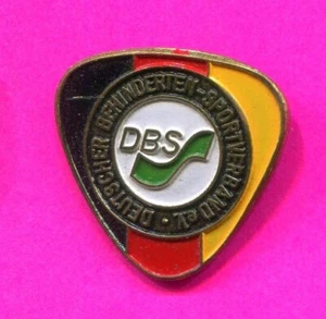 SPILLA SQUADRA DI CALCIO TEDESCA DBS DISABILI SPORTVERBAND GERMAN FOOTBALL TEAM - Foto 1 di 1