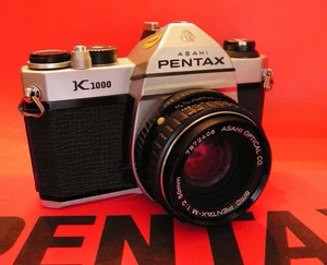 Pentax K1000 con objetivo 50mm 1:2. Reacondicionado, totalmente probado y ¡LISTO! Valor! - Imagen 1 de 12