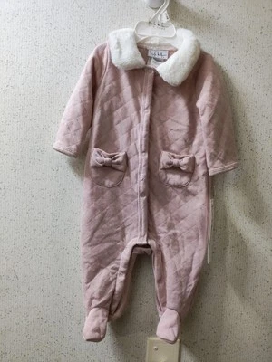 Nicole Miller Bebé Mameluco Footies Cuello Piel Sintética Rosa 6-9M Una Pieza Bebé  Foto 1 de 4