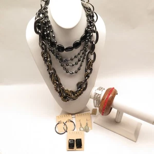 Gran Lote a Granel de RALPH LAUREN Nuevas Joyas Personalizadas Imitación Bueno para Reventa - Imagen 1 de 4