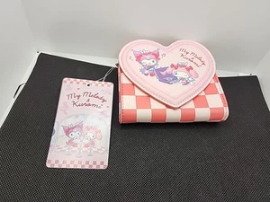 BoxLunch Exclusive Pink Checkered My Melody & Kuromi Diner Heart Flap Wallet - Picture 1 of 6