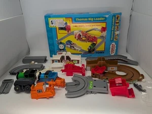 Thomas The Train Big Loader Motorized Construction Set TOMY #6563 - Picture 1 of 6