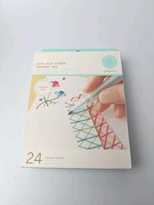 24 PC. Martha Stewart Create Arts & Craft Markers Vibrant Pastel Colors Blending - Picture 1 of 16