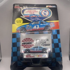 Richard Petty 1992 1/64 Fan Appreciation Tour Racing Champions - Picture 1 of 4