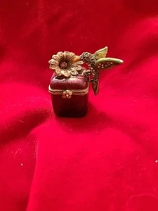 Jay Strongwater Swarovski Jeweled Enamel Humming Bird Trinket/Pill Box - Picture 1 of 5