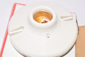 Pass & Seymour, 44-1A817, Legrand, Porcelana, Terminal Tornillo Portalámparas, 660W, 2 - Imagen 1 de 6