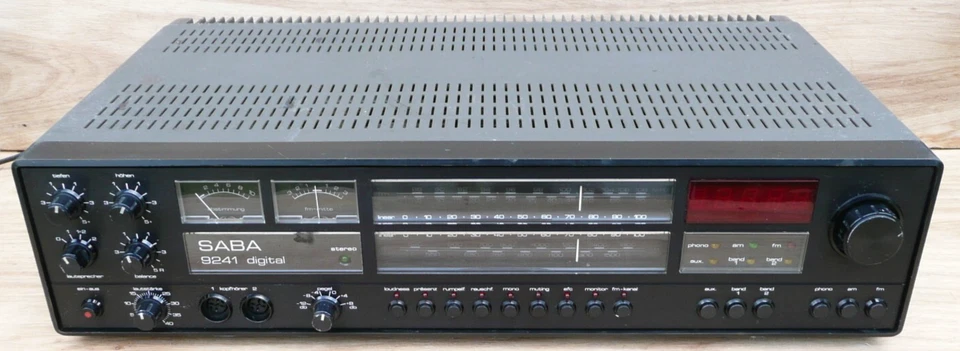 Ricevitore Amplificatore Digitale Vintage SABA Ultra HiFi Professional 9241 Funzionante - Immagine 1 di 4