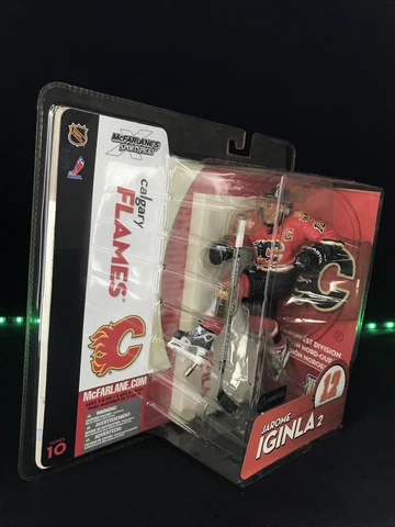 McFarlane Jarome Iginla 2 Calgary Flames Series 10 NHL 2005 Sports Figure Cover