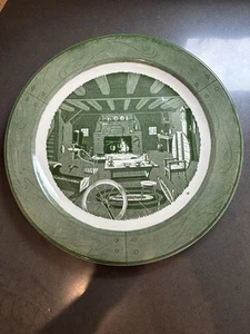 vintage "Colonial Homestead" pattern dinner or serving plate by Royal China USA - Picture 1 of 5