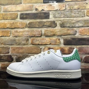 Women’s Size 8 - Adidas Stan Smith White Green Sneakers Shoes GW6752 - Picture 1 of 16