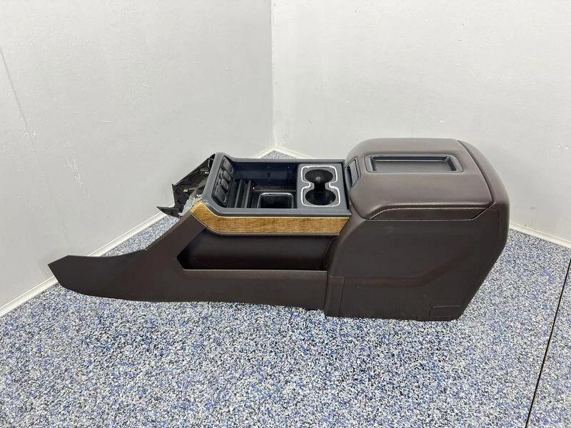 2014-2015 Chevy Silverado 1500 Front Floor Center Console W/O Entertainm Brown - Image 1 of 1